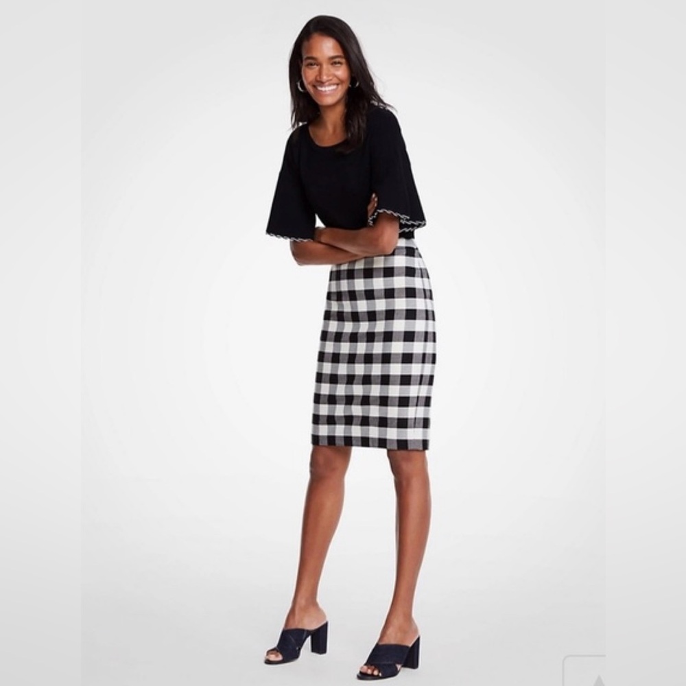 Ann Taylor black & white gingham pencil skirt